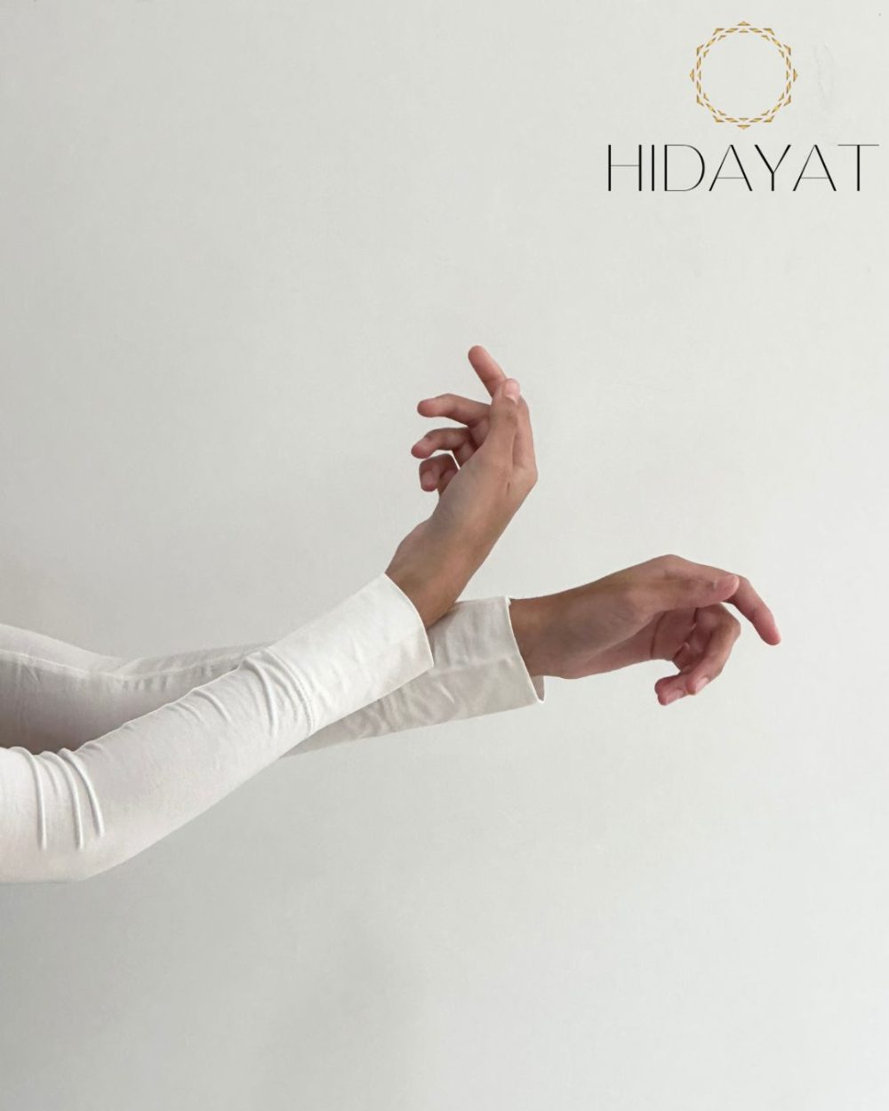 Hand Sleeves – White