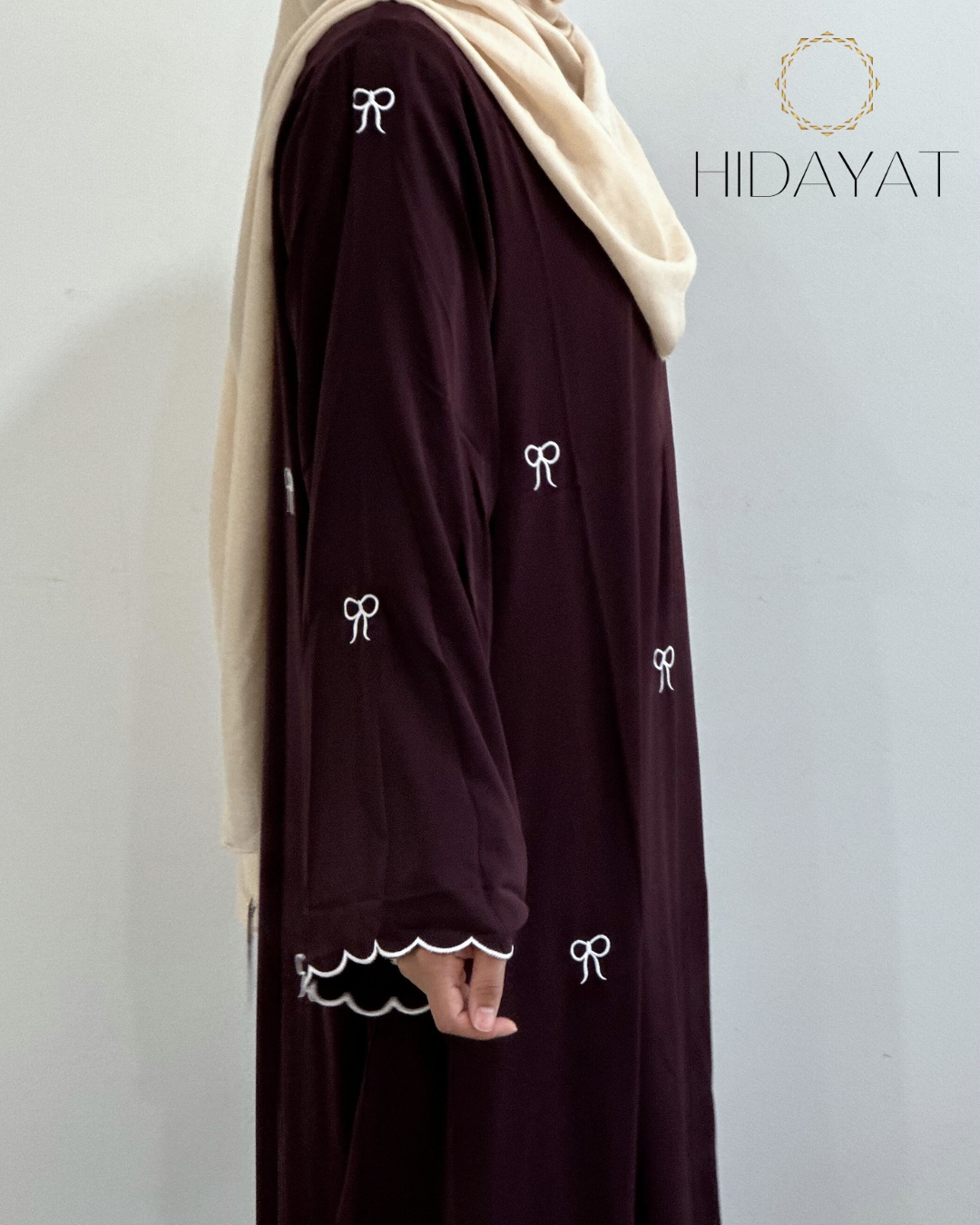 Bow Embroidered Abaya (Maroon) – 1