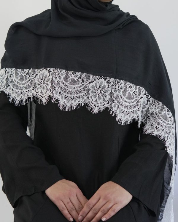 Lace Modal Black Hijab Set With White Lace