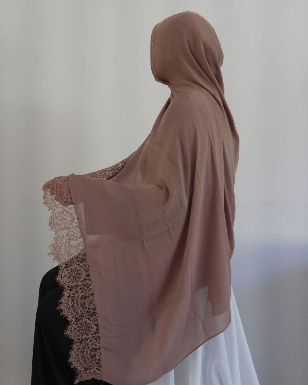 Lace Modal Dusty Rose Hijab Set