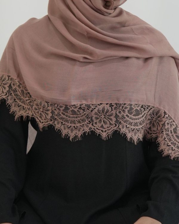 Lace Modal Dusty Rose Hijab Set